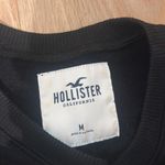 Hollister brand new  graphic sweatshirt black medium Photo 2
