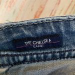 Vigoss  The Chelsea Capri Medium-Wash Bling Capri Jeans Size 7/8 Photo 4