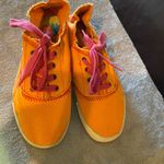 Rocket Dog  sneakers, lightly worn. Size 7 Photo 4