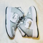 Nike WMNS DUNK HIGH UP 'LIGHT SMOKE GREY' - W5.5 Photo 4