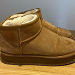 UGG  Tan Winter Boots Photo 0