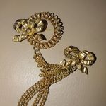 Swag Brooch Yellow Gold Tone Bow Chain Pin Set Ornate Tassel Dangle Detailing Photo 6