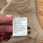 SheIn Beige Cropped Button-up Photo 7