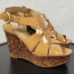 Joan & David Daisleen Womens Sandals Size 7.5 Tan Patent Leather Snakeskin Wedge Photo 0