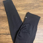 Halara Seamless Flow High-Waisted Booty Scrunch Leggings Black S Photo 0