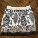 Banana Republic  black & white business casual silky 8 skirt Photo 0