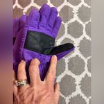 3M Thinsulate NWOT Purple Women's Gloves
Outdoor activewear colorful sz 7 Photo 3