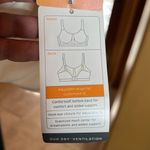 C9 by Champion White Comfortsoft Bra Duo Dry Ventilation Size 36D Photo 3