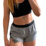 Under Armour  Women's Shorts Fly By 2.0 Gray And Black Heatgear Size Medium NWOT Photo 0