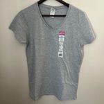 Gildan Tee Shirt V-Neck Gray Short Sleeve Neutral Casual Basics Photo 5
