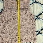 Haute Monde Elegant Lace Sleeveless Blouse Photo 7