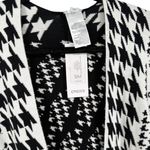 Chico's NWT Black White Houndstooth Knit Ruana Reversible Covering Poncho Sz S/M Photo 8