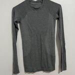 Sweaty Betty  Gray Long Sleeve Athletic Top Size XS Photo 0