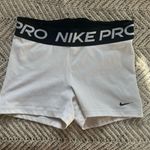 Nike Pro Photo 0