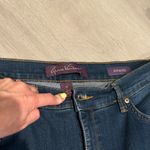 Gloria Vanderbilt Women’s blue Jean‎ capris Photo 1