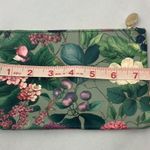 Ipsy Green floral print small pouch Photo 2