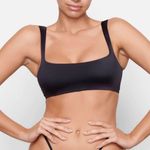 SKIMS NWT  Square Neck Satin Bra Photo 1