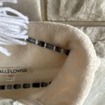 Wall Flower  fleece quarter zip sweatshirt size large cream and gray Photo 7