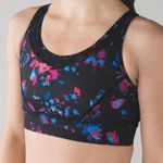  Strap Lululemon Strap It Like Its Hot Bra It Like Its Hot Bra size 4 great condition Photo 2