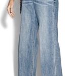 CAbi Ashbury 70s Wide Leg High Rise Jeans Spring 2024
Style #6491L Size 14 Long Photo 1