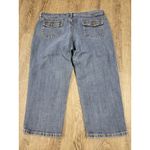 Liz & Co  Stretch Medium Wash Cropped Capri Jeans Size 16 Photo 2