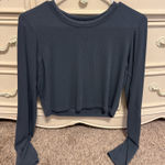 Lululemon  Long Sleeve Photo 0