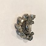 Vintage 50s Weiss clear rhinestone clip on silvertone earrings Photo 1