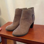 A New Day Candyce Bootie heeled -brown - size 6.5 Photo 1