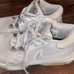 Nike MEN'S  LEBRON WITNESS VIII BASKETBALL SHOES 9.5 Photo 1