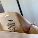 SKIMS  SEAMLESS SCULPT BUTT LIFTING‎ SHORT NWOB size M Sand clay Photo 5