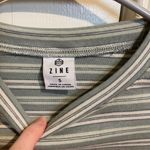 Zumiez Striped Blue & White Long Sleeve Crop Top Photo 2