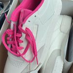 Reebok Pink and white  classic Photo 1