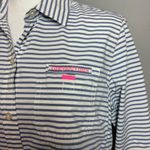 Vineyard Vines ‎ blue white striped performance vented button down shirt size 0 Photo 1