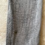 Lululemon Women’s Warm Down Jogger Thread Dye Sweatpants Size 0‎ Photo 9