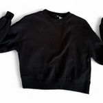 H&M Black Divided  cropped crewneck sweatshirt. Size XS. Photo 0