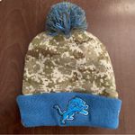 NFL Detroit Lions Winter pompom Beanie Hat Photo 0