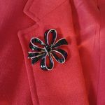 Evan Picone  womens 10 red blazer with flower brooch Photo 2