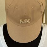 Michael Kors NWT  Tan Hat Photo 1