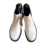 Dr. Martens  Unisex 2976 Quad Boot Size 10 or 9 #B1157A Photo 6