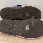 Strive Kona Orthopedic White & Blue Sandals 8 Photo 3