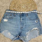 Levi's Levi’s 501 Women’s Original Shorts Denim High Rise in Sansome Straggler Size 29 Photo 11