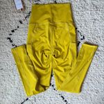 Niyama Sol NWT XS Wander leggings in vivid chartreuse workout yoga pockets Yellow Photo 3