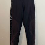 Ultracor - Lux Leggings Wavy Lines Athletic Workout Gym Training Running Yoga Photo 0