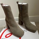 Blondo Rozalie Waterproof Platform Chelsea Boot Grey Brown Suede Leather Size 7 Photo 0