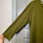 Isaac Mizrahi  Live! green Crew Neck Long Sleeve Tee size 1X Photo 6