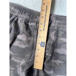 Athleta  Farallon Shorts Women's‎ Size 0 Black Olive Camo Elastic Waist Pockets Photo 8
