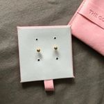 The Collection Ana Croissant Bar Stud 18kt Gold Earrings Photo 6
