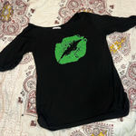 Magic  Black Top with Unique Design Photo 0