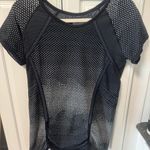 Athleta  Women’s Sportswear Top  Photo 0