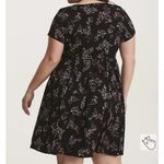 Torrid  Multi-Color Floral Print Challis Lace Up Sleeve Dress Size 3X 11024347. Photo 7